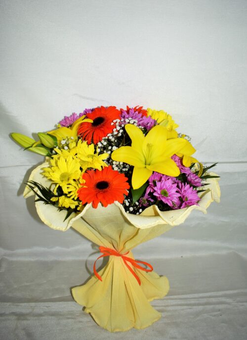 Ramo de flores variadas 24
